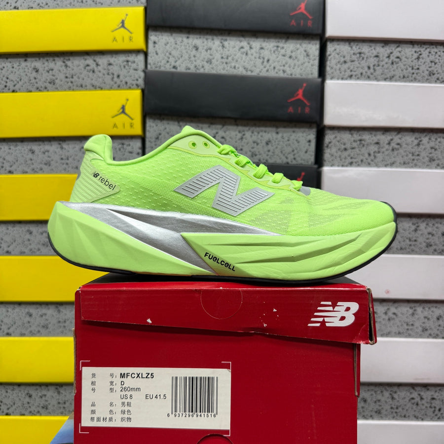 New Balance FuelCell Rebel v5 'Vert Fluo'