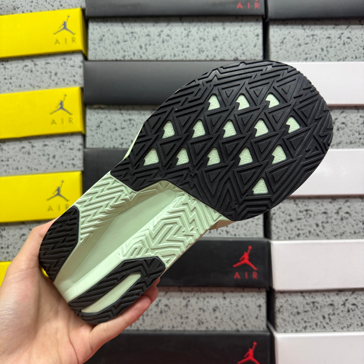 New Balance FuelCell Rebel v5 'Vert Menthe Gris'