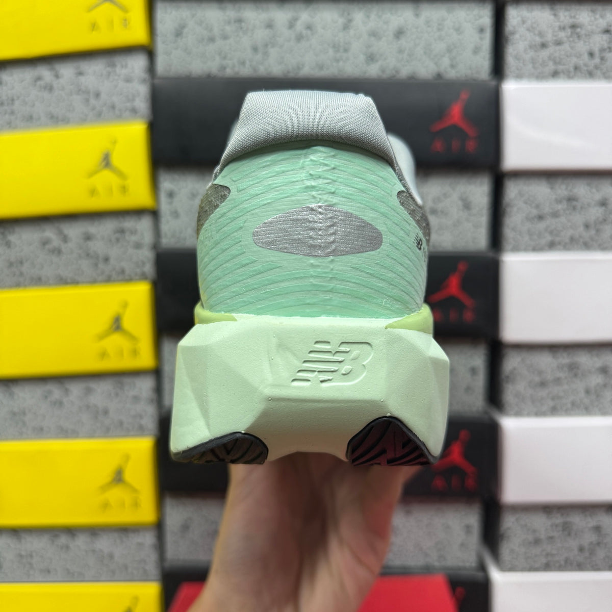 New Balance FuelCell Rebel v5 'Vert Menthe Gris'