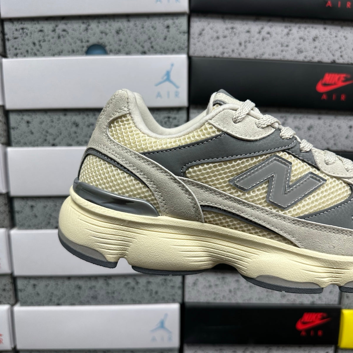 New Balance 603 'Beige Gris'