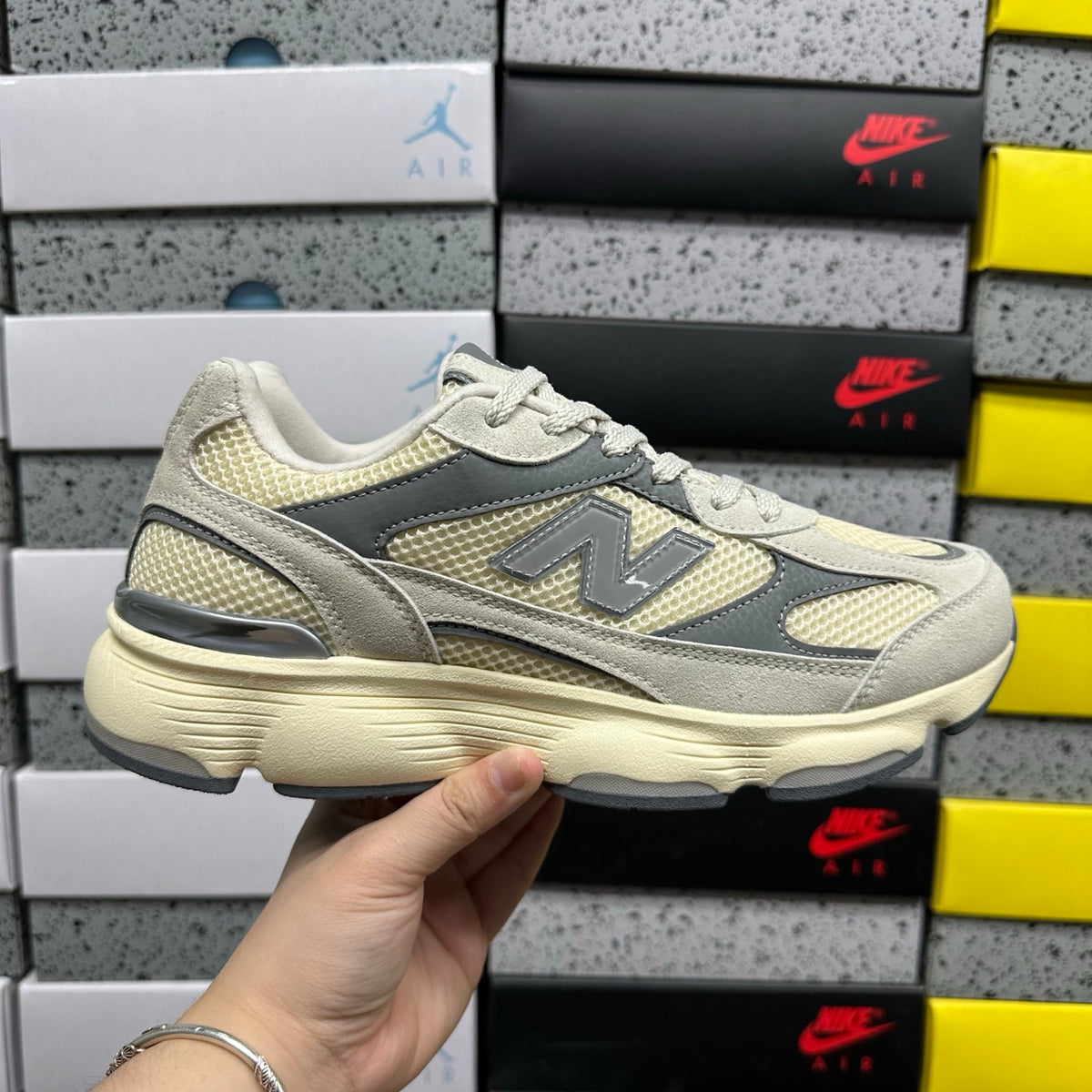 New Balance 603 'Beige Gris'