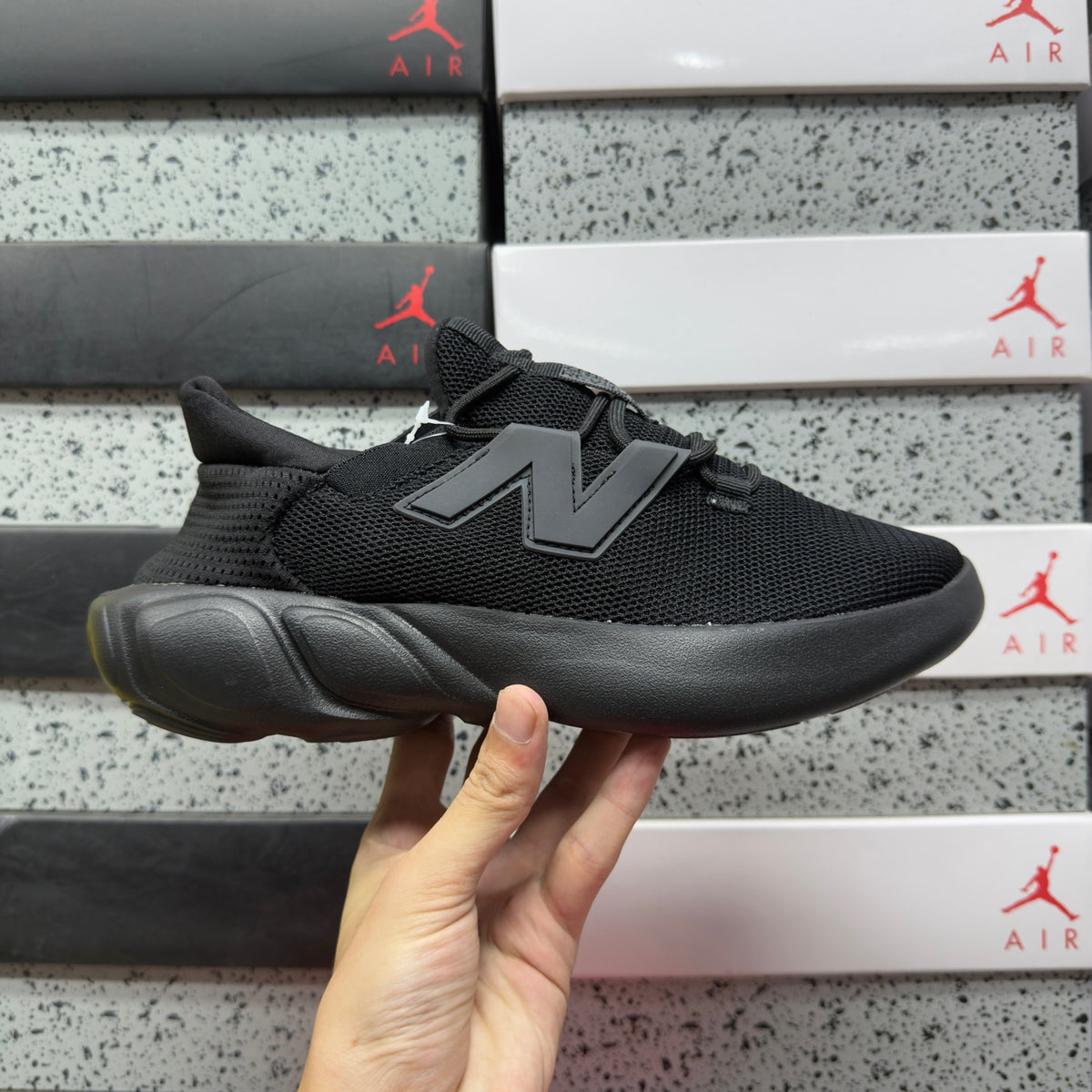 New Balance Fresh Foam RCVRY v4 'Noir'