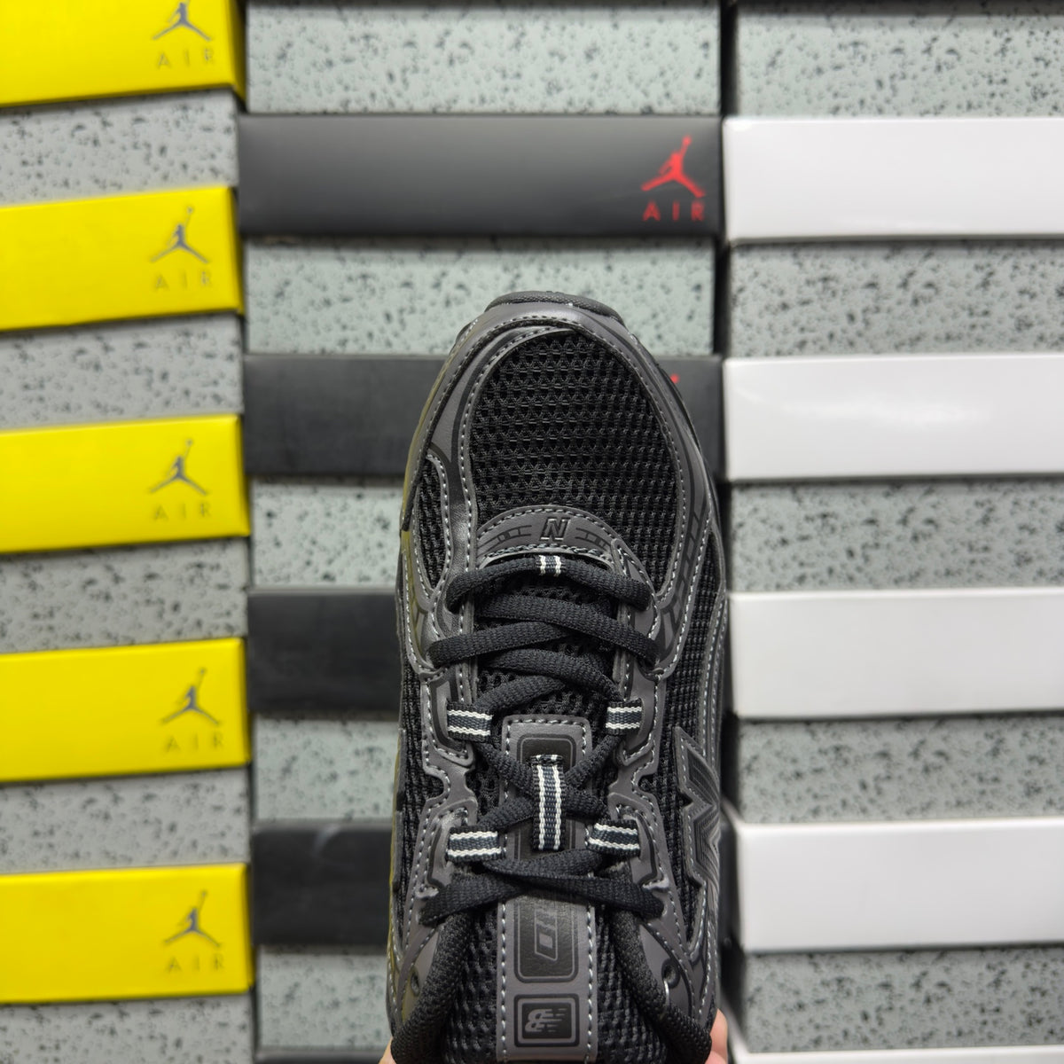 New Balance 740 'Noir Total'