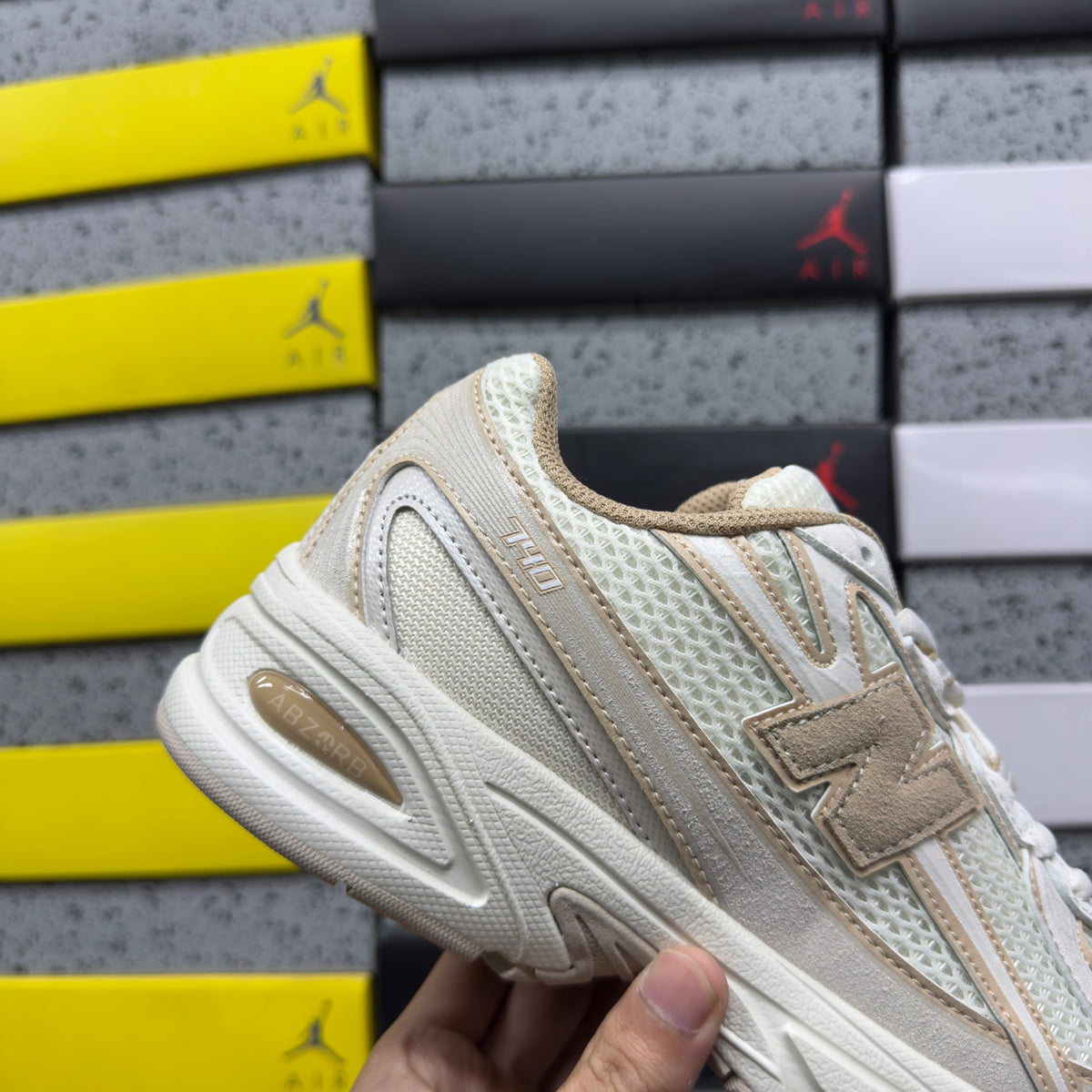New Balance 740 'Beige Crème'