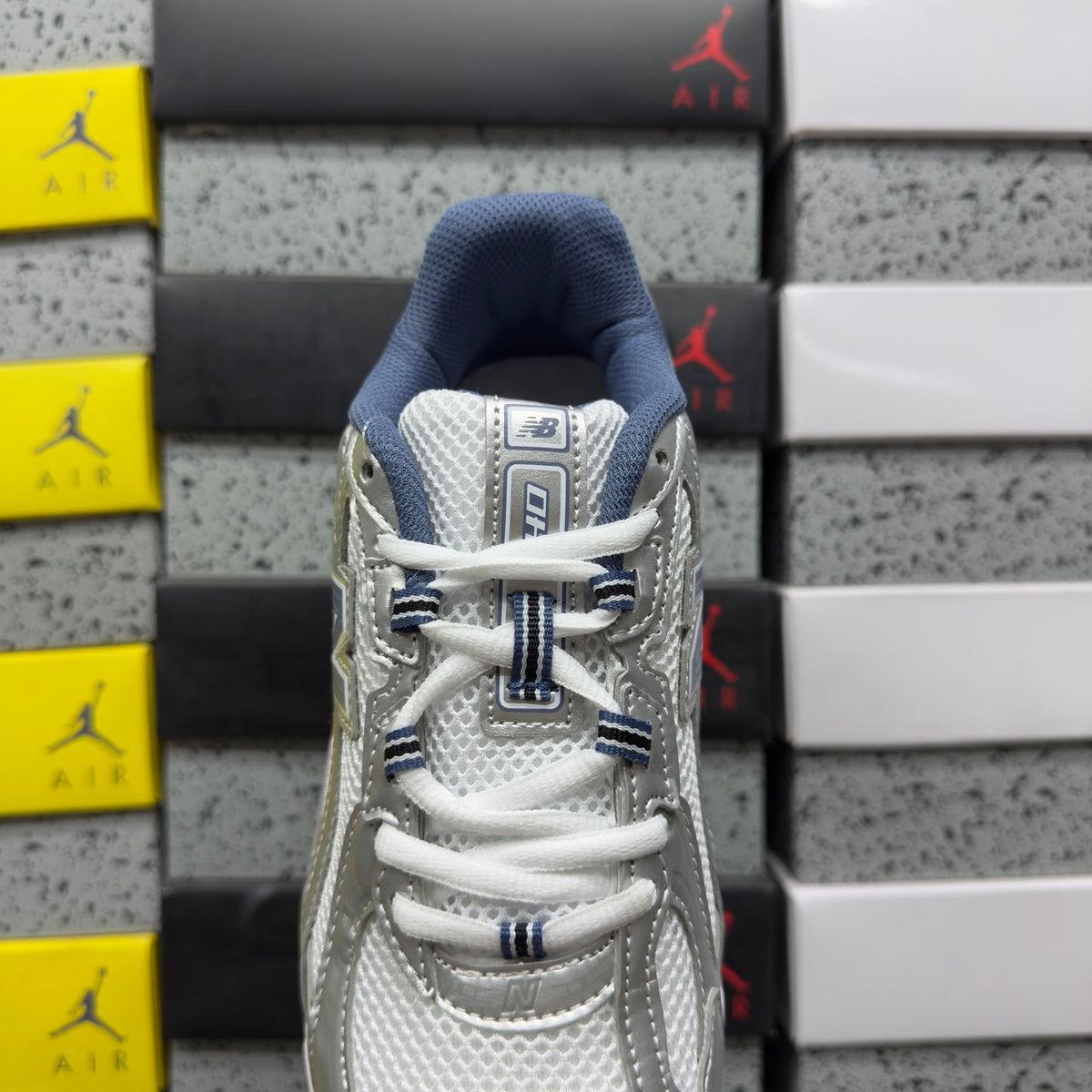 New Balance 740 'Argent Bleu'