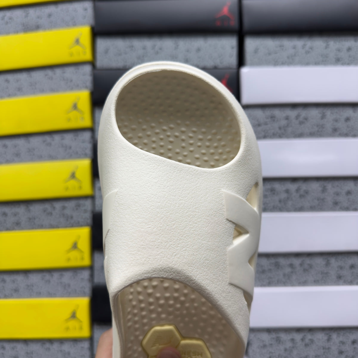 New Balance Slide 'Blanc Cassé'