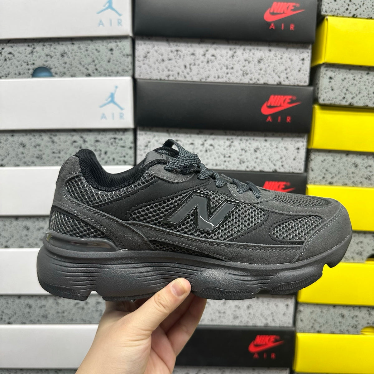 New Balance 603 'Gris Foncé'
