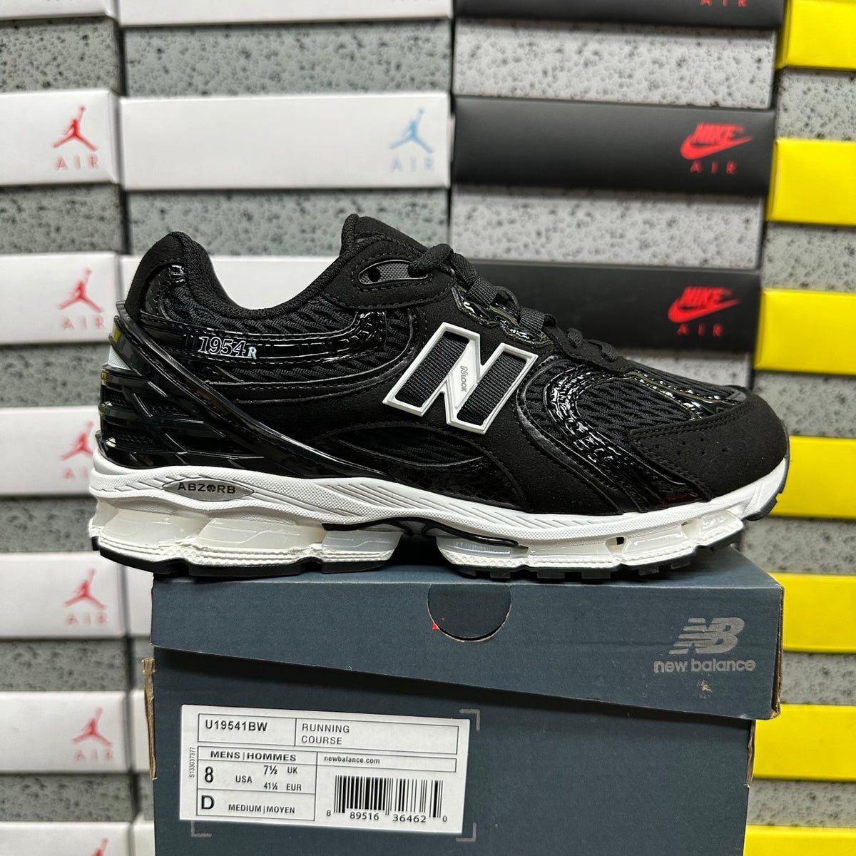 New Balance 1954 'Noir Blanc'