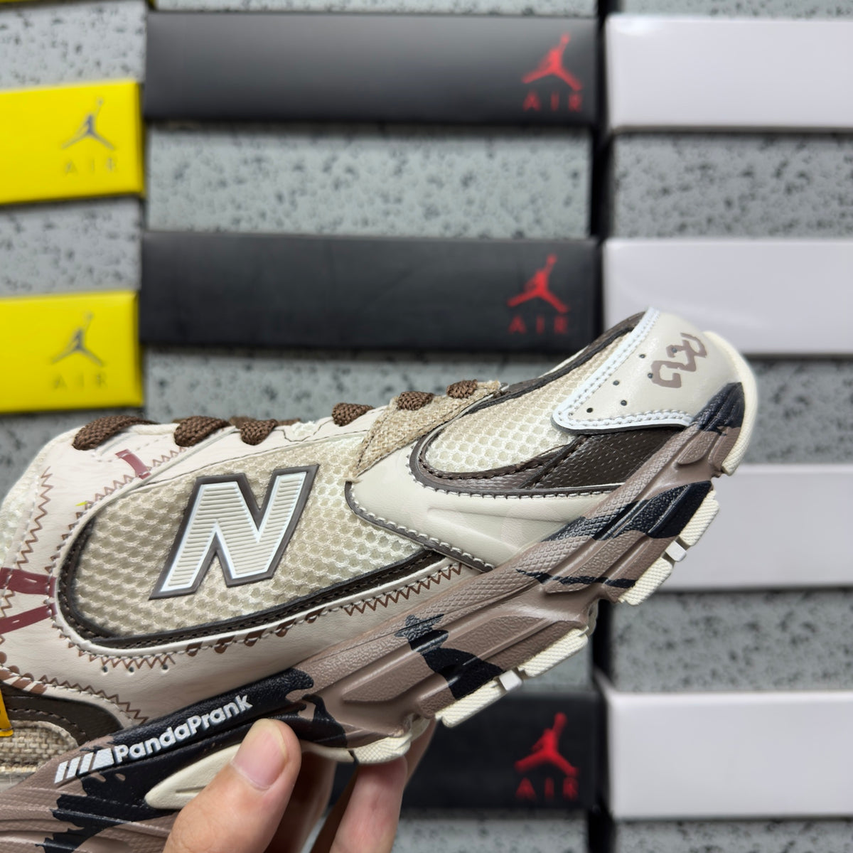 New Balance 530 'Blanc Marron Jaune'