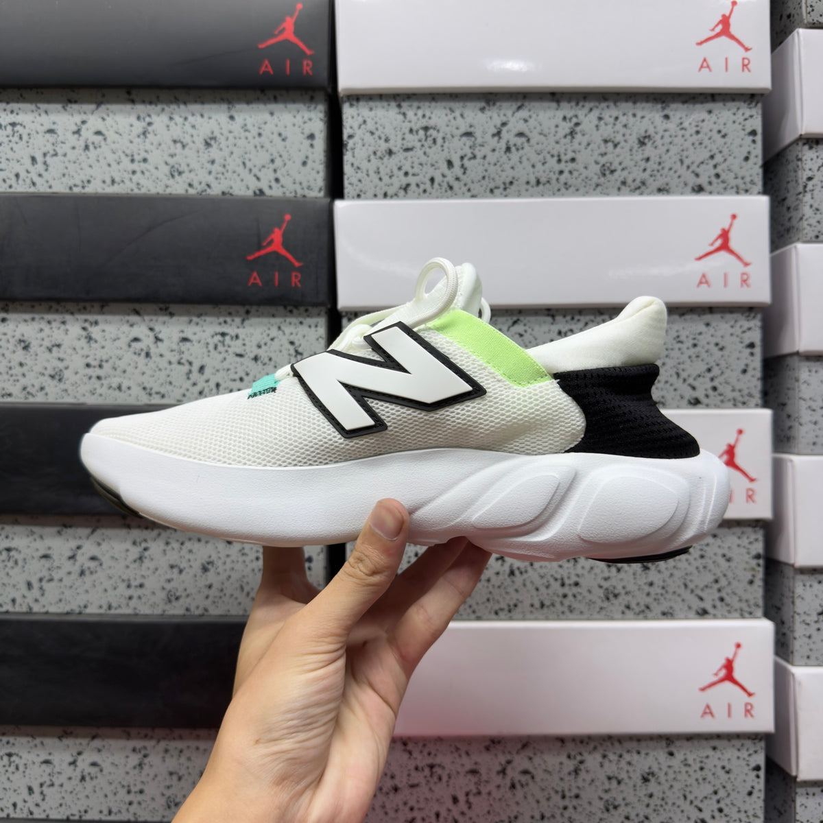 New Balance Fresh Foam RCVRY v4 'Blanc Vert Lime'