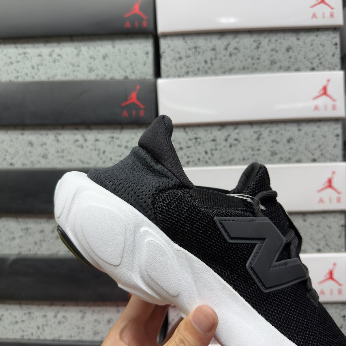 New Balance Fresh Foam RCVRY v4 'Noir Blanc'