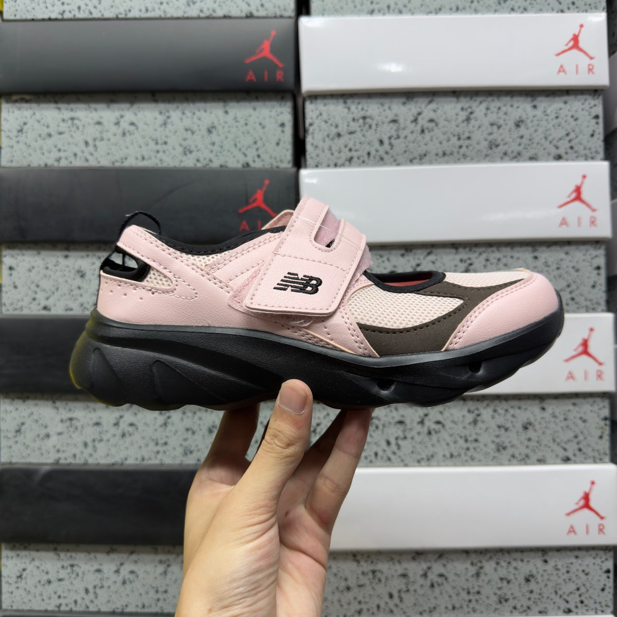 New Balance Flat Breeze 'Rose Noir'