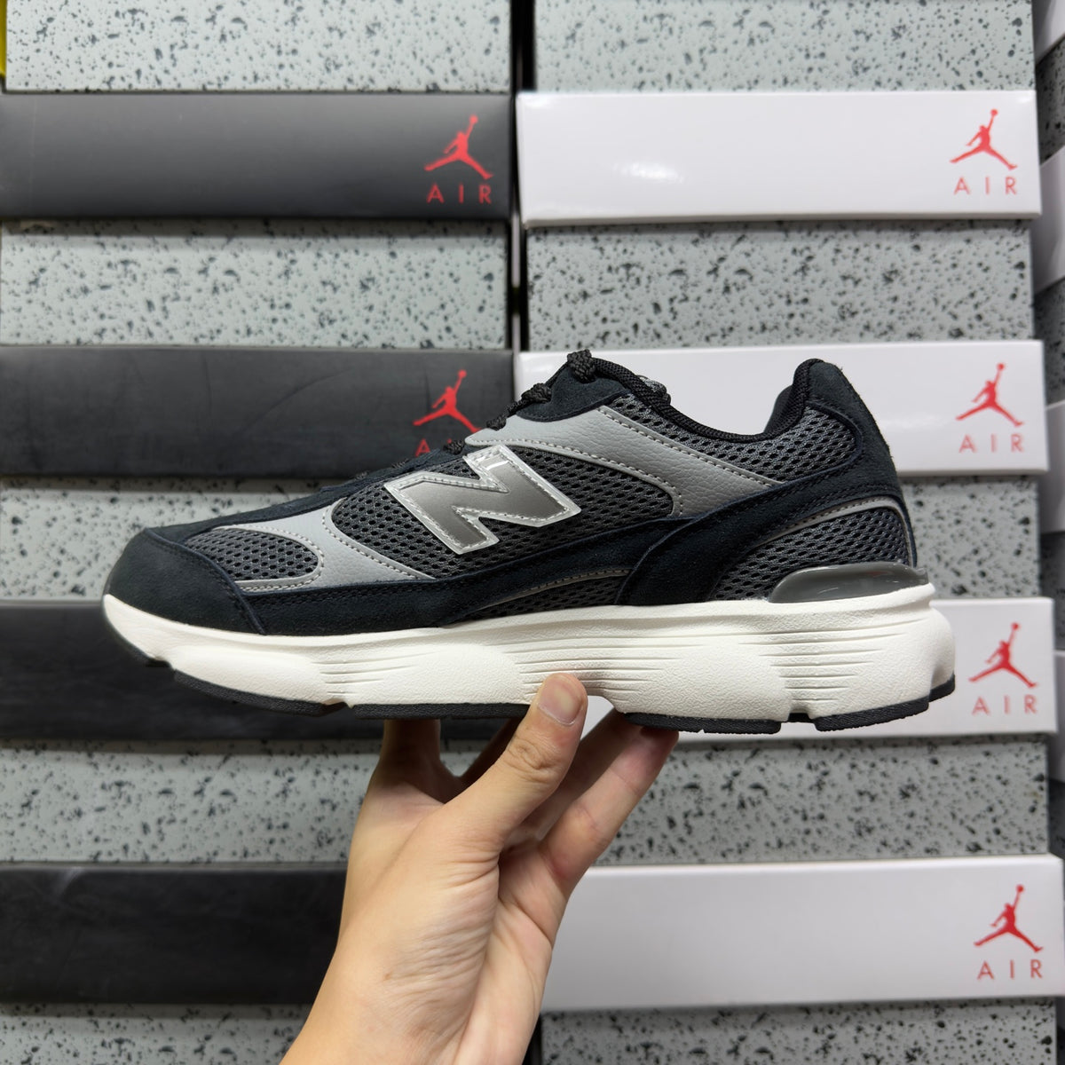 New Balance 603 'Noir Gris'