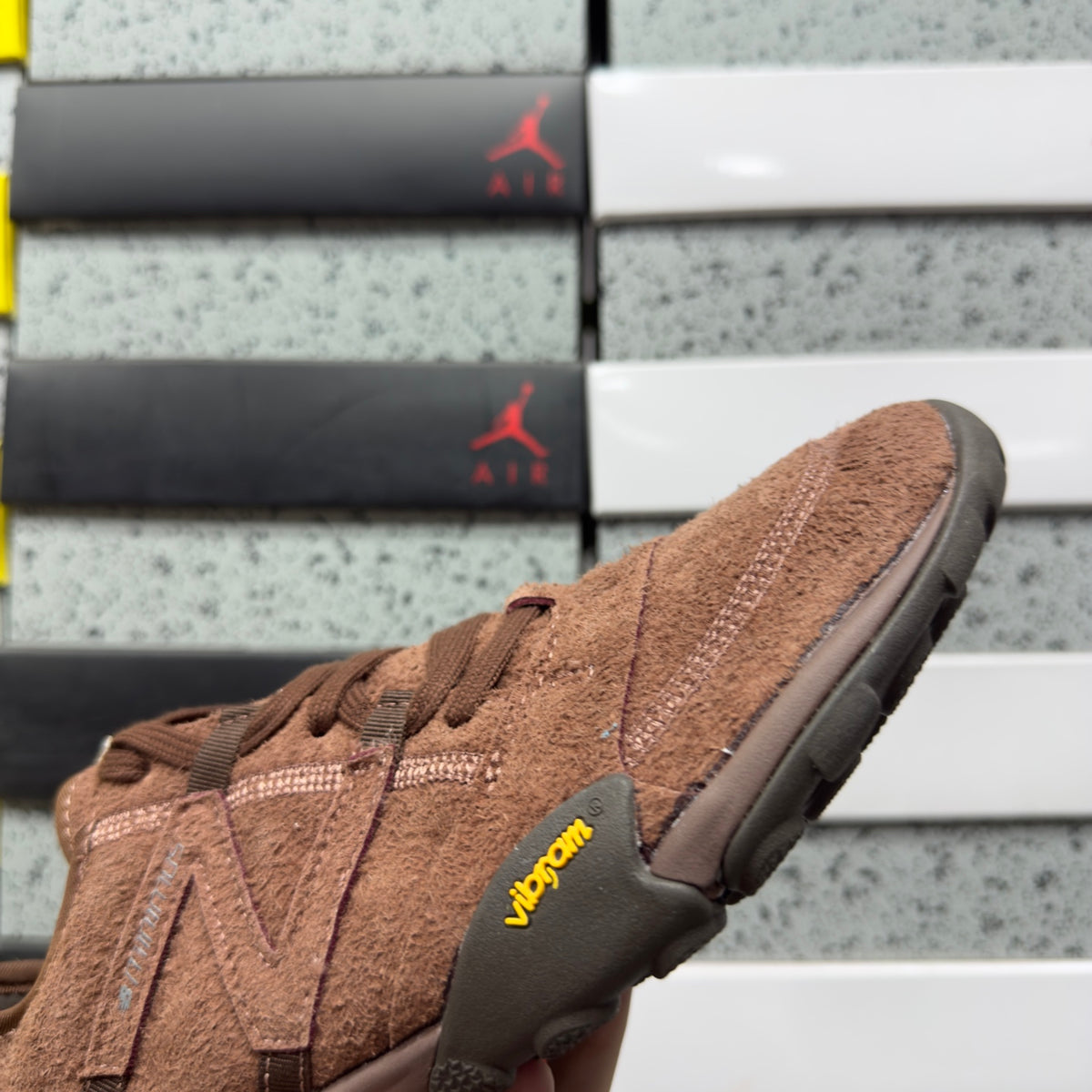 New Balance MT10 'Marron'
