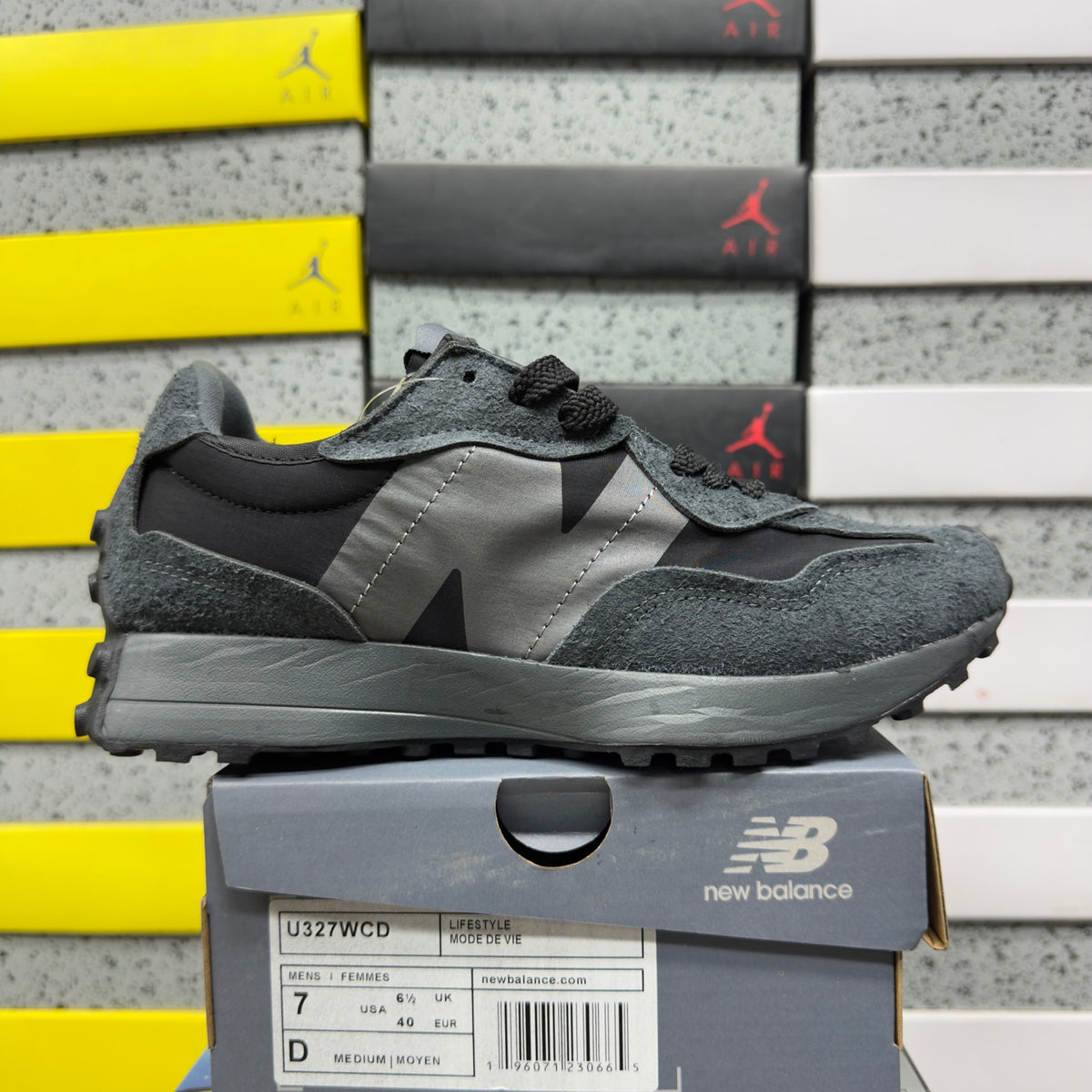 New Balance 327 'Gris Anthracite'