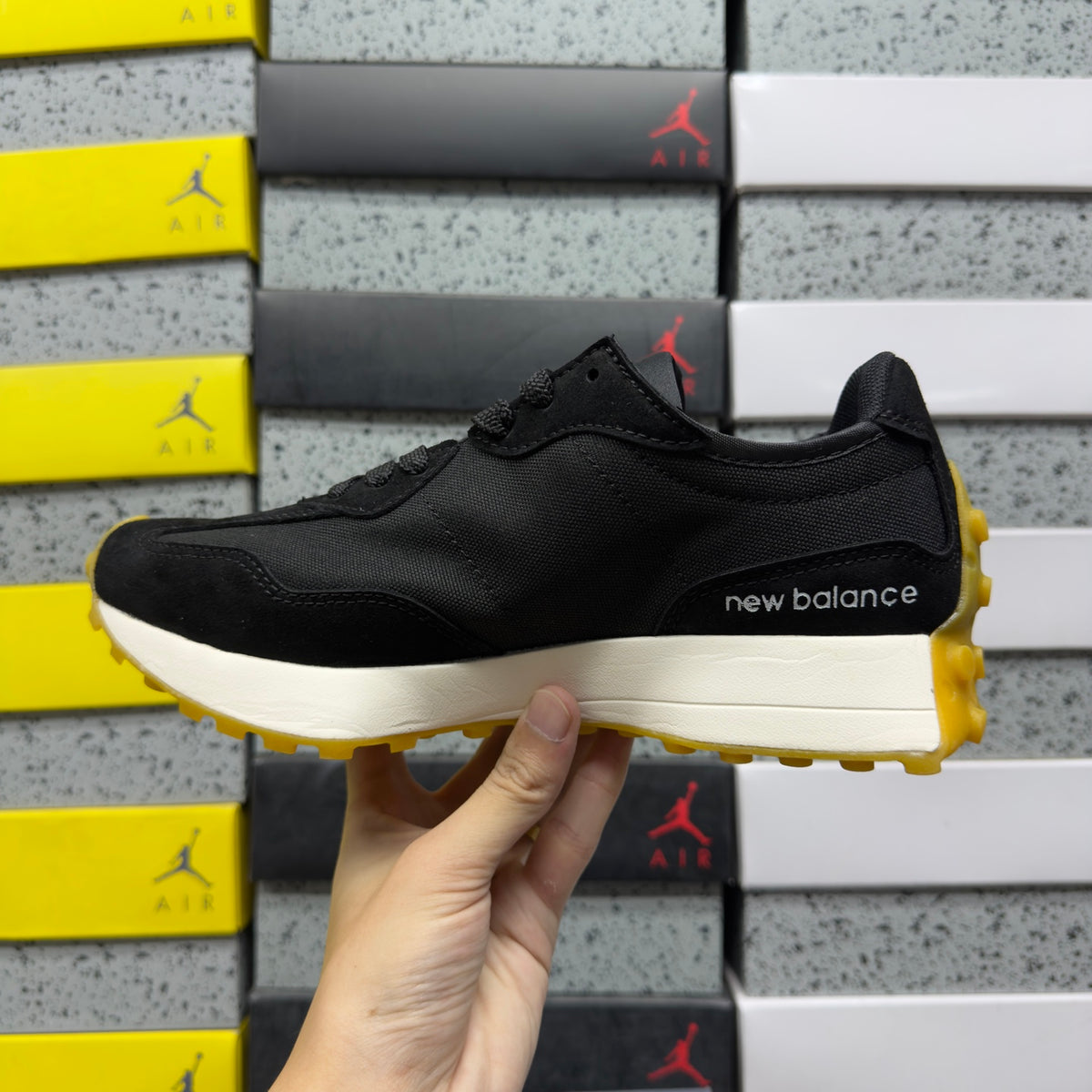 New Balance 327 'Noir Léopard'