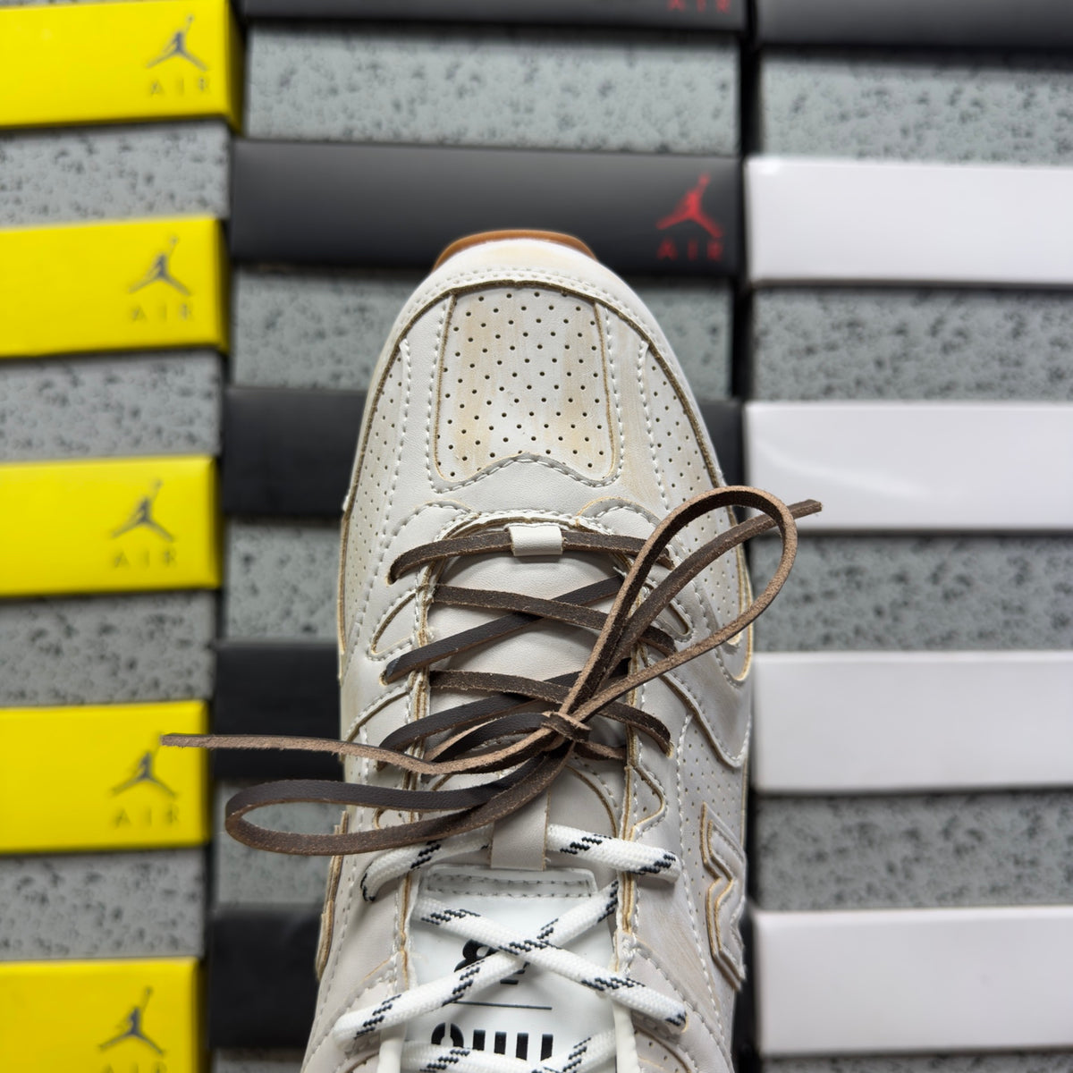 New Balance 1000 'Blanc Cassé'