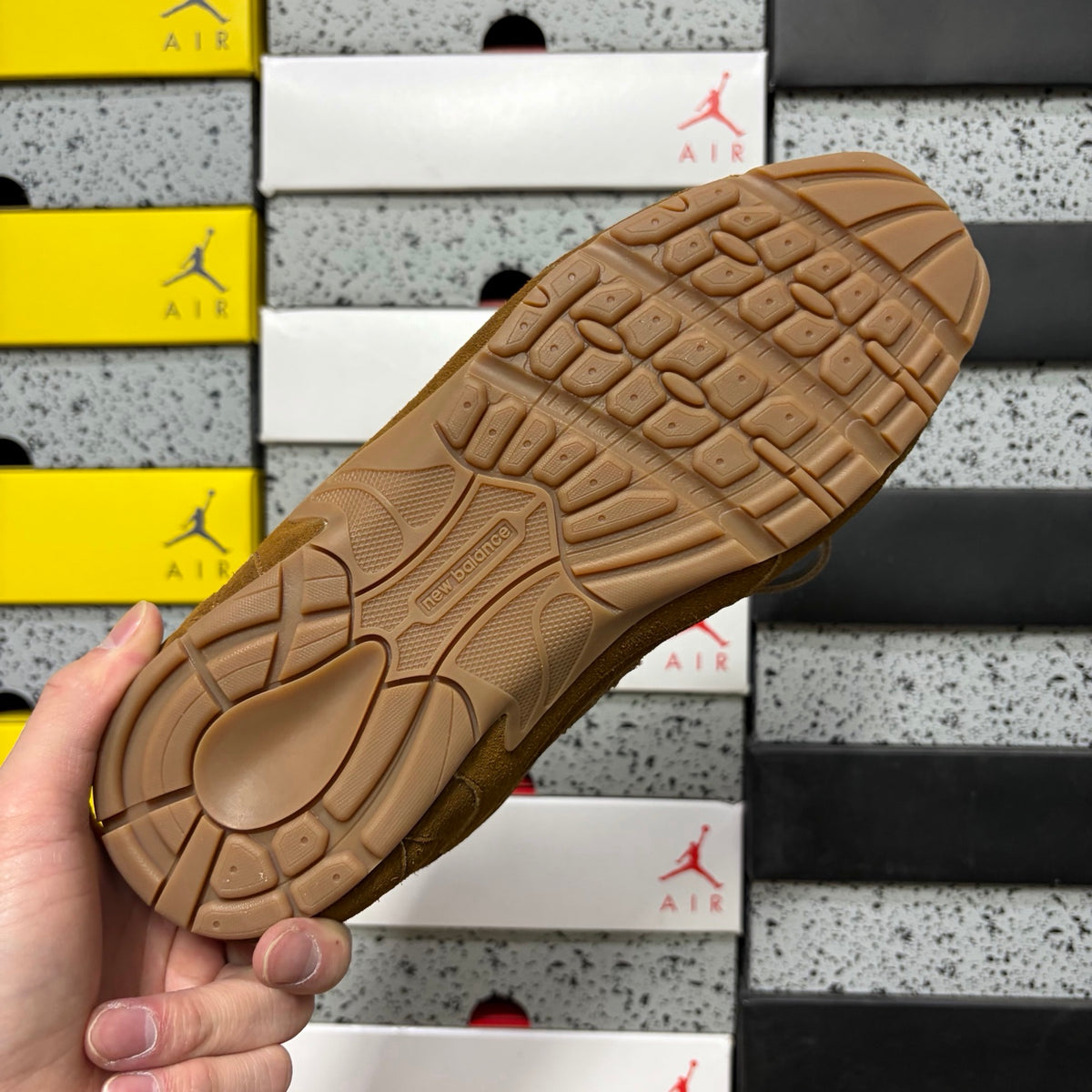New Balance x Miu. 530 'Marron Camel'