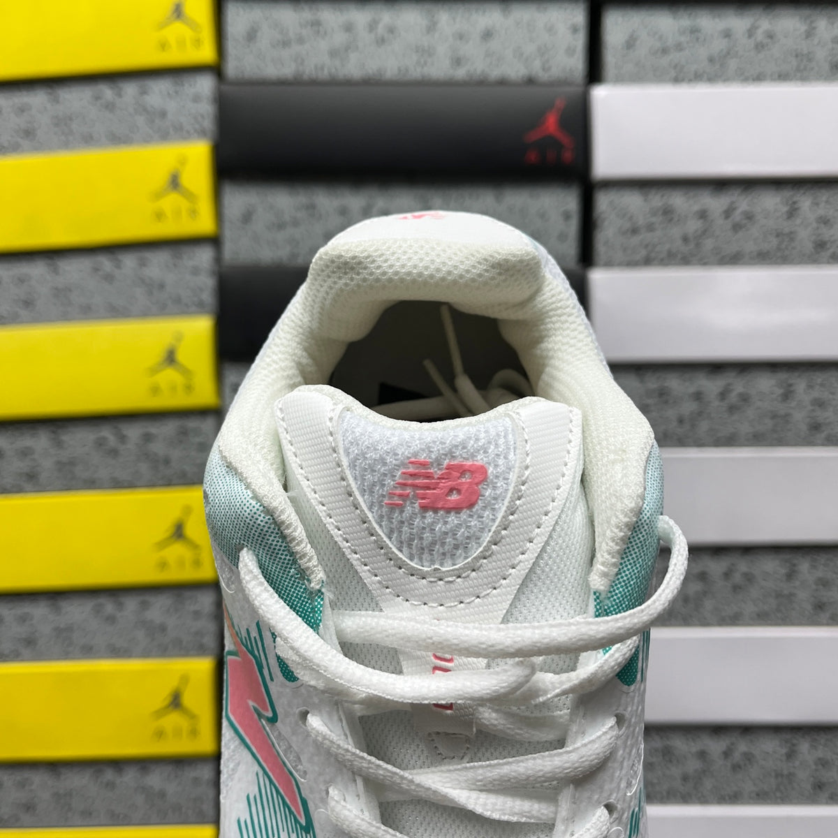 New Balance 2000 'Blanc Turquoise Corail'