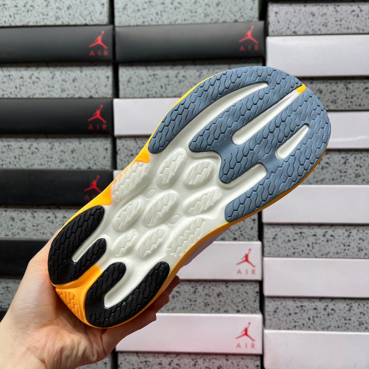 New Balance 1080 'Blanc Orange'