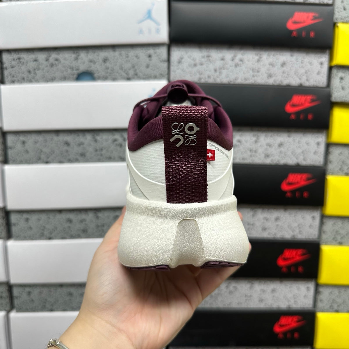 On x Loe. Cloudsolo 'Blanc Bordeaux' — vue 4