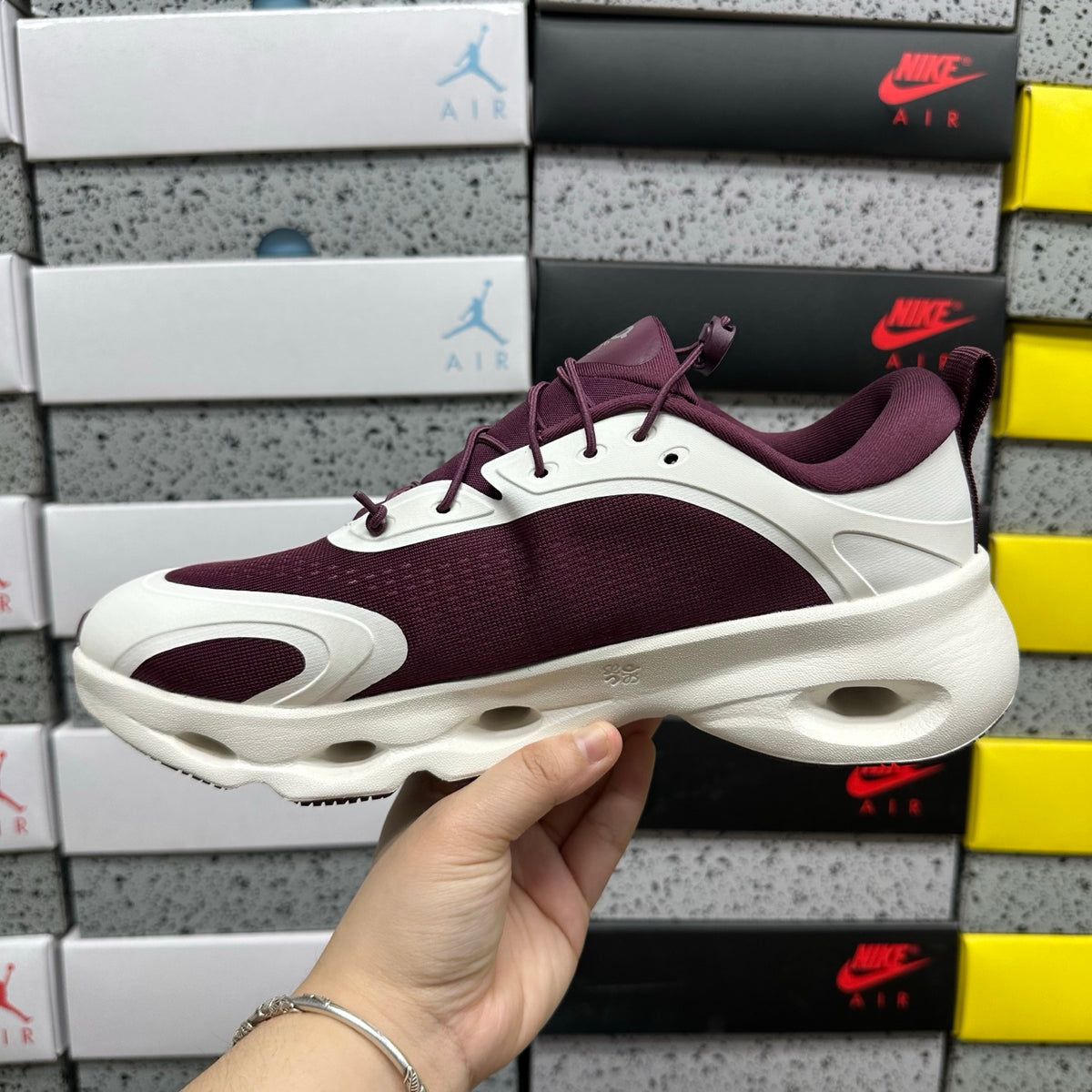 On x Loe. Cloudsolo 'Blanc Bordeaux' — vue 9