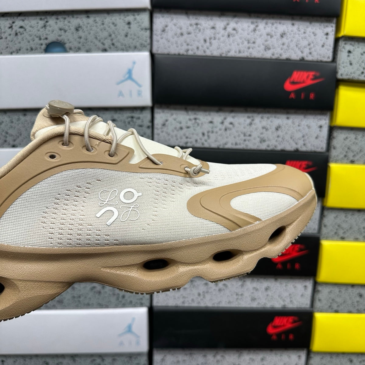 On x Loe. Cloudsolo 'Beige Blanc' — vue 6