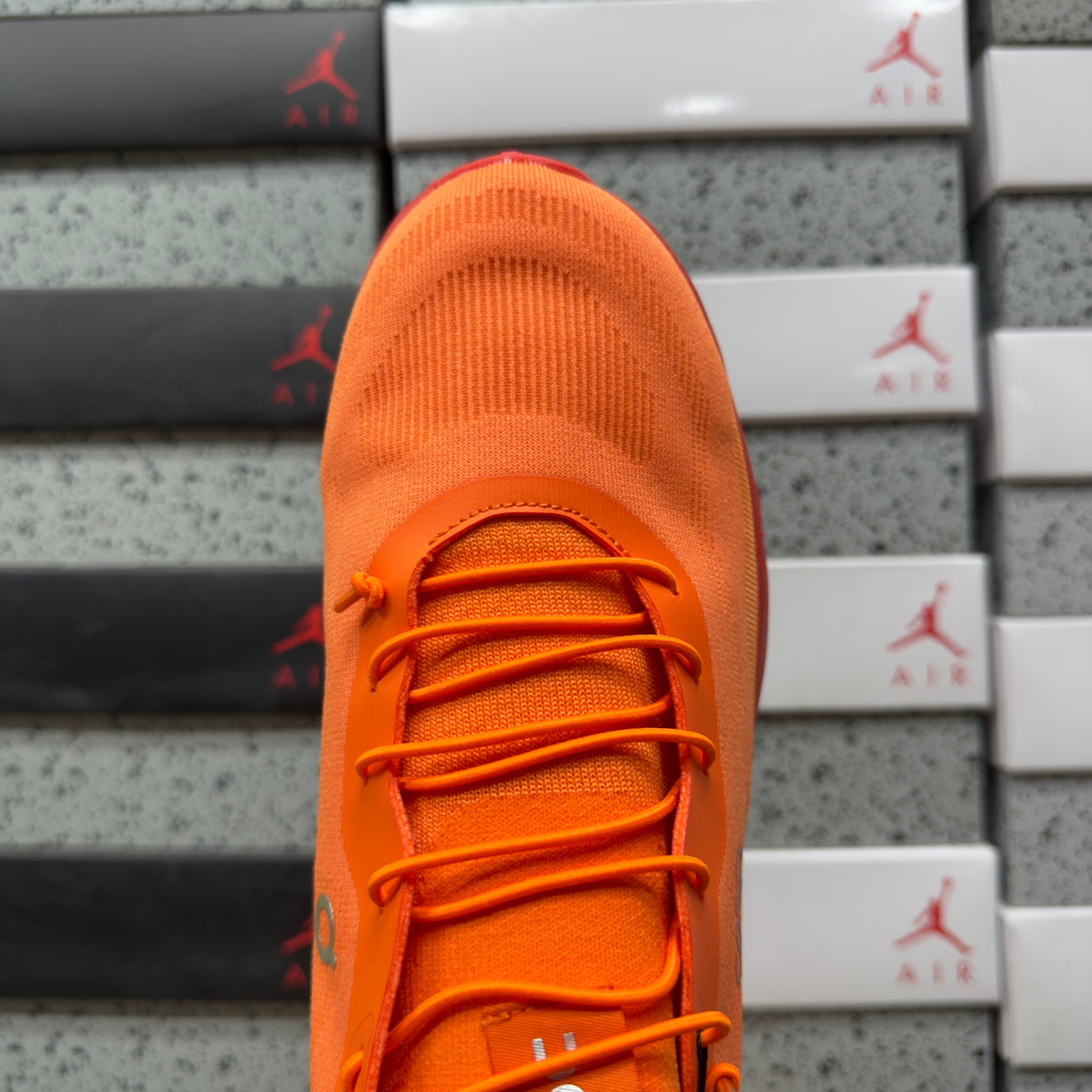 On x Loe. Cloudtilt 'Orange' — vue 6