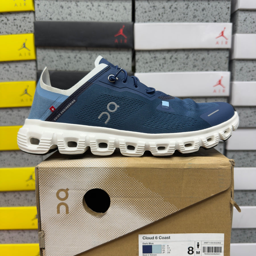 On Cloud 6 Coast 'Bleu Marine Blanc' — vue 9