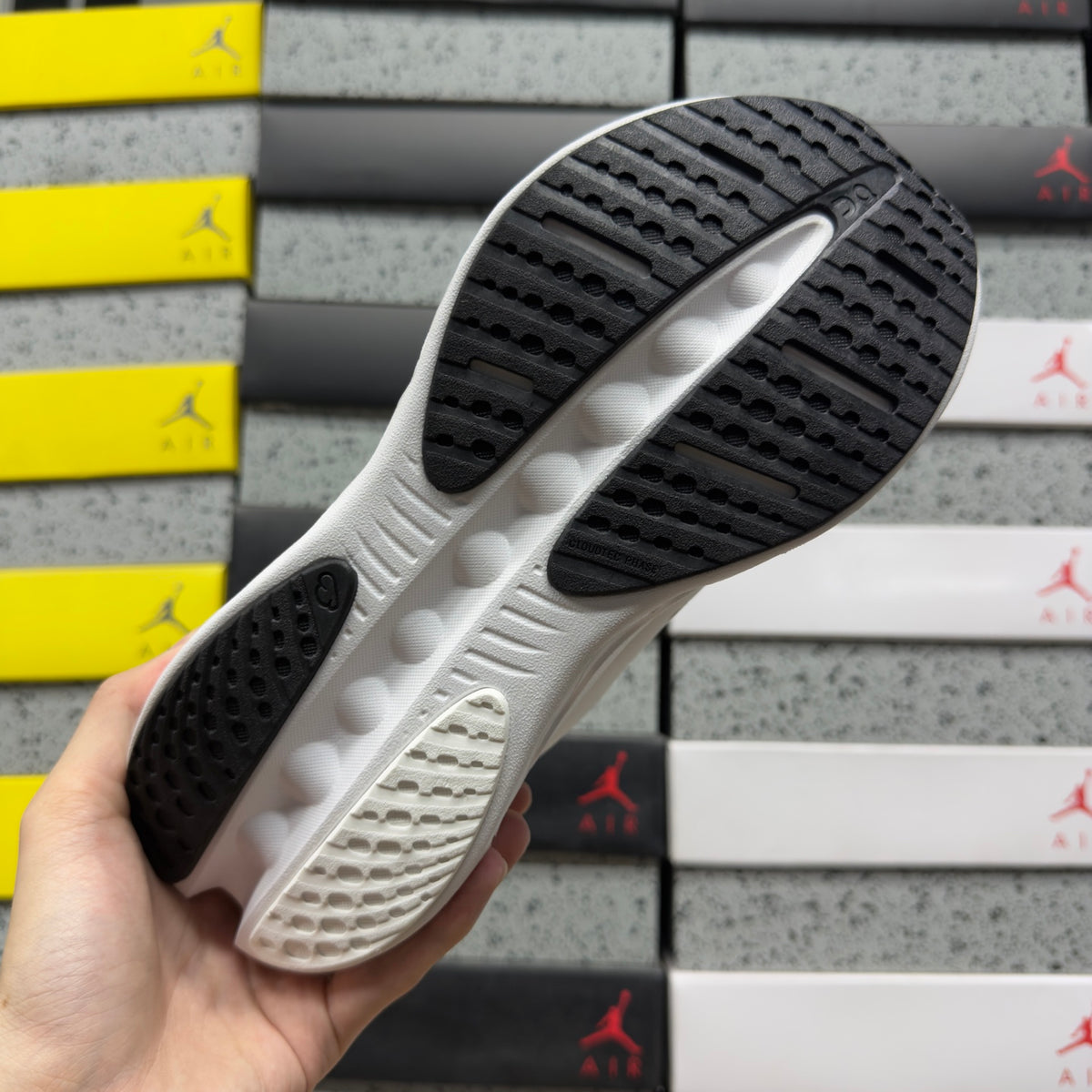 On Cloudsurfer 3 'Blanc Total' — vue 2