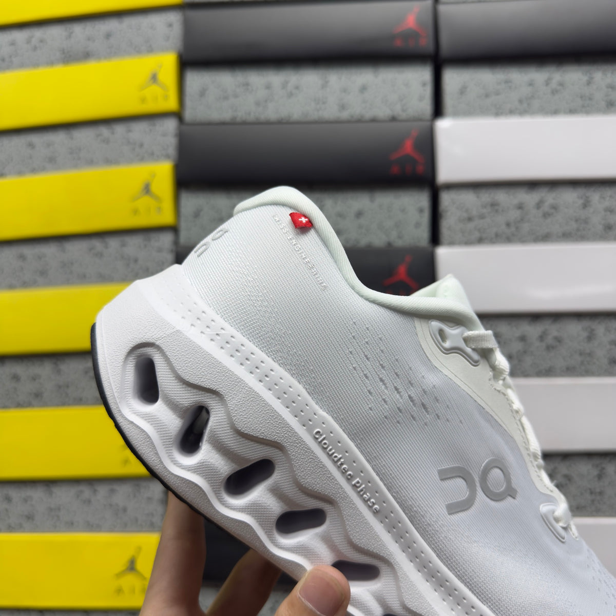 On Cloudsurfer 3 'Blanc Total' — vue 7