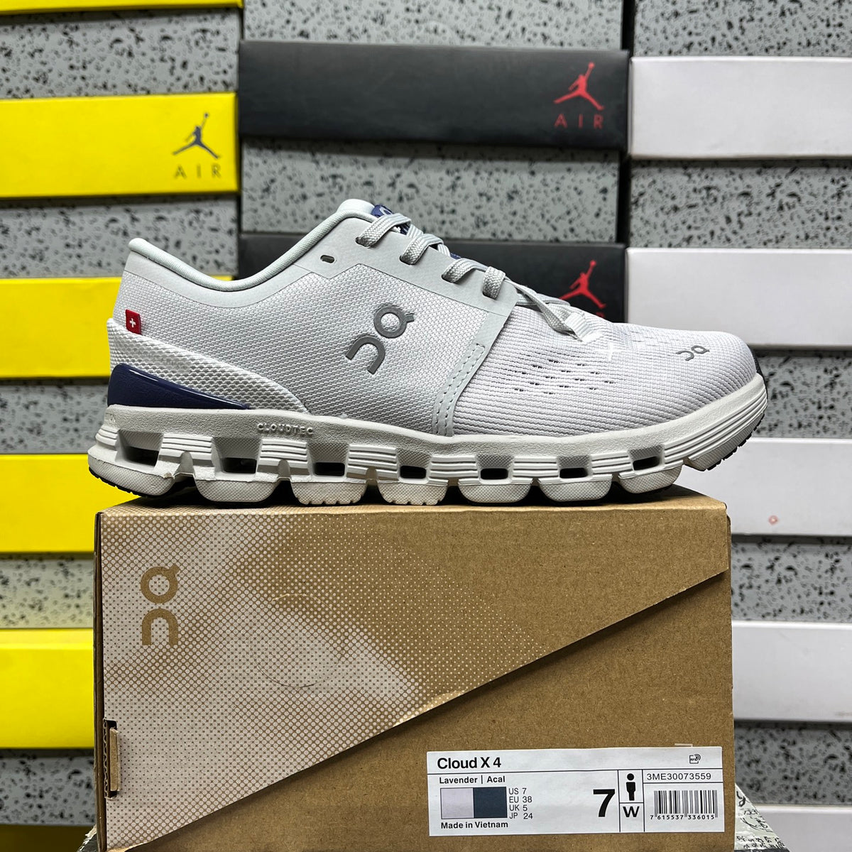 On Cloud X 4 'Gris Clair Marine'