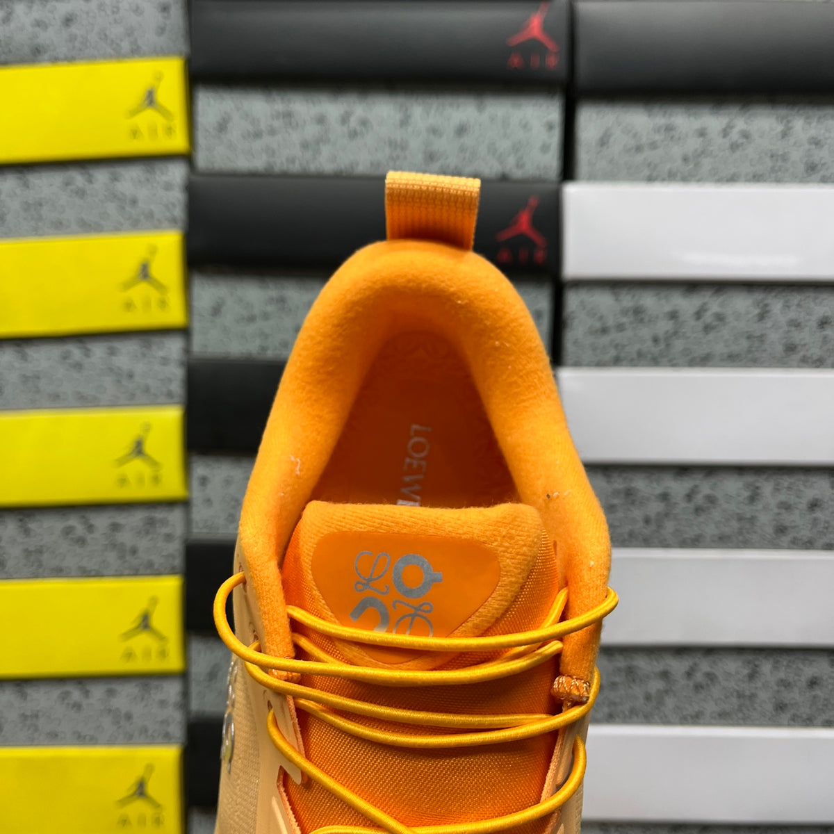 On x Loe. Cloudsolo 'Orange Abricot' — vue 5