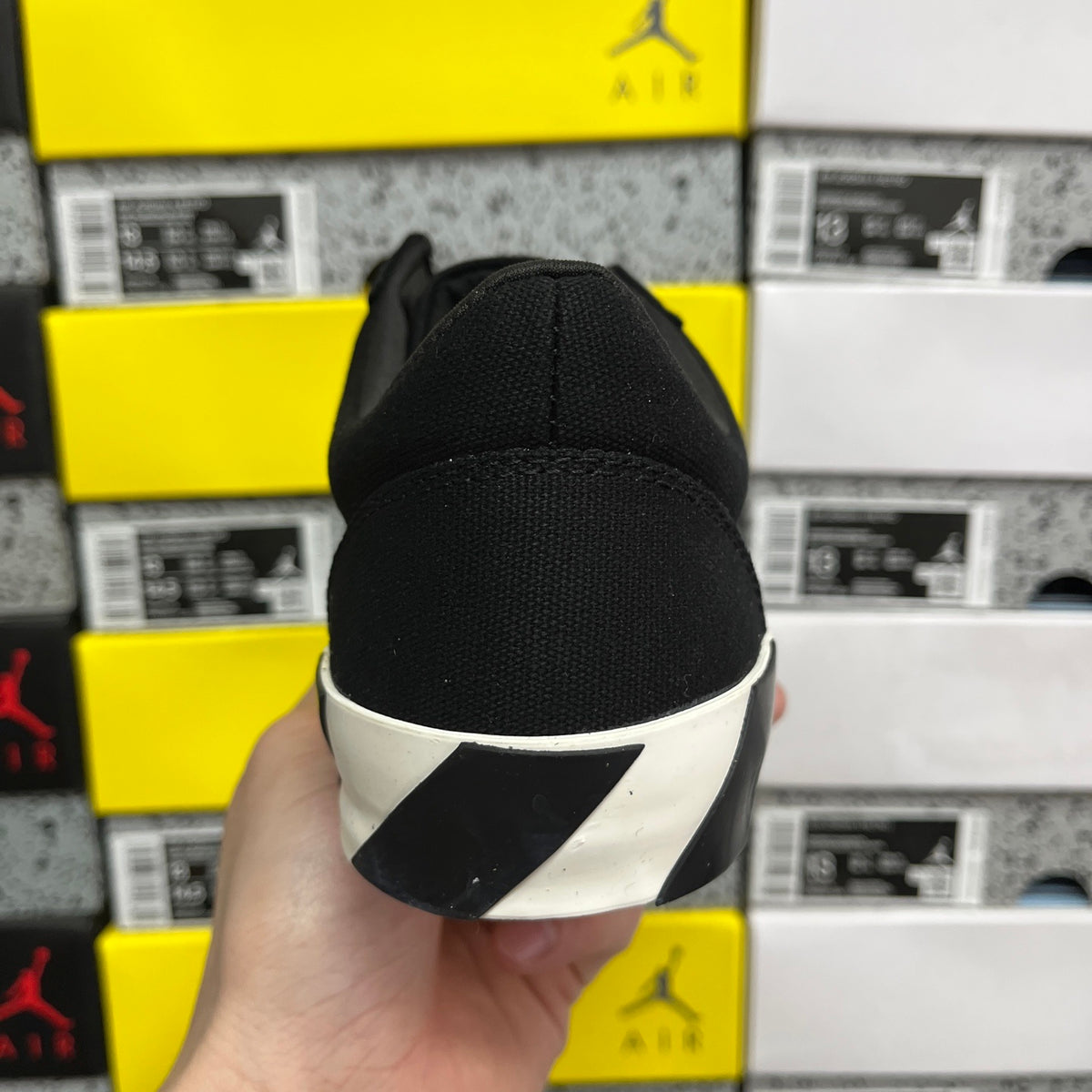 Off-White Vulc Low 'Noir 2018'
