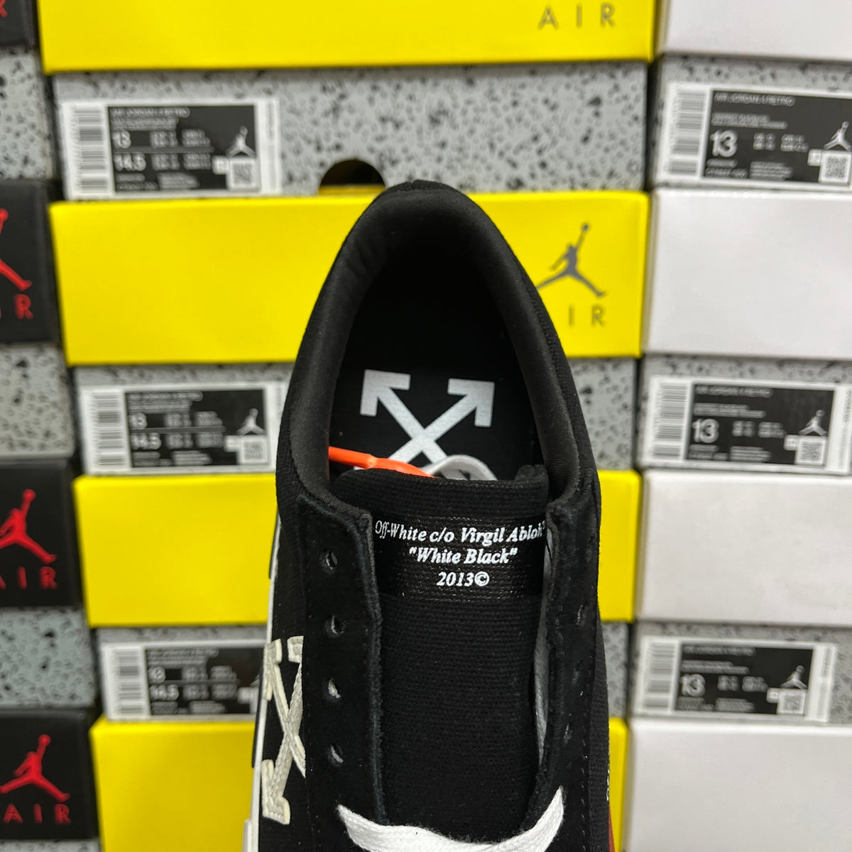 Off-White Vulc Low 'Noir 2018'