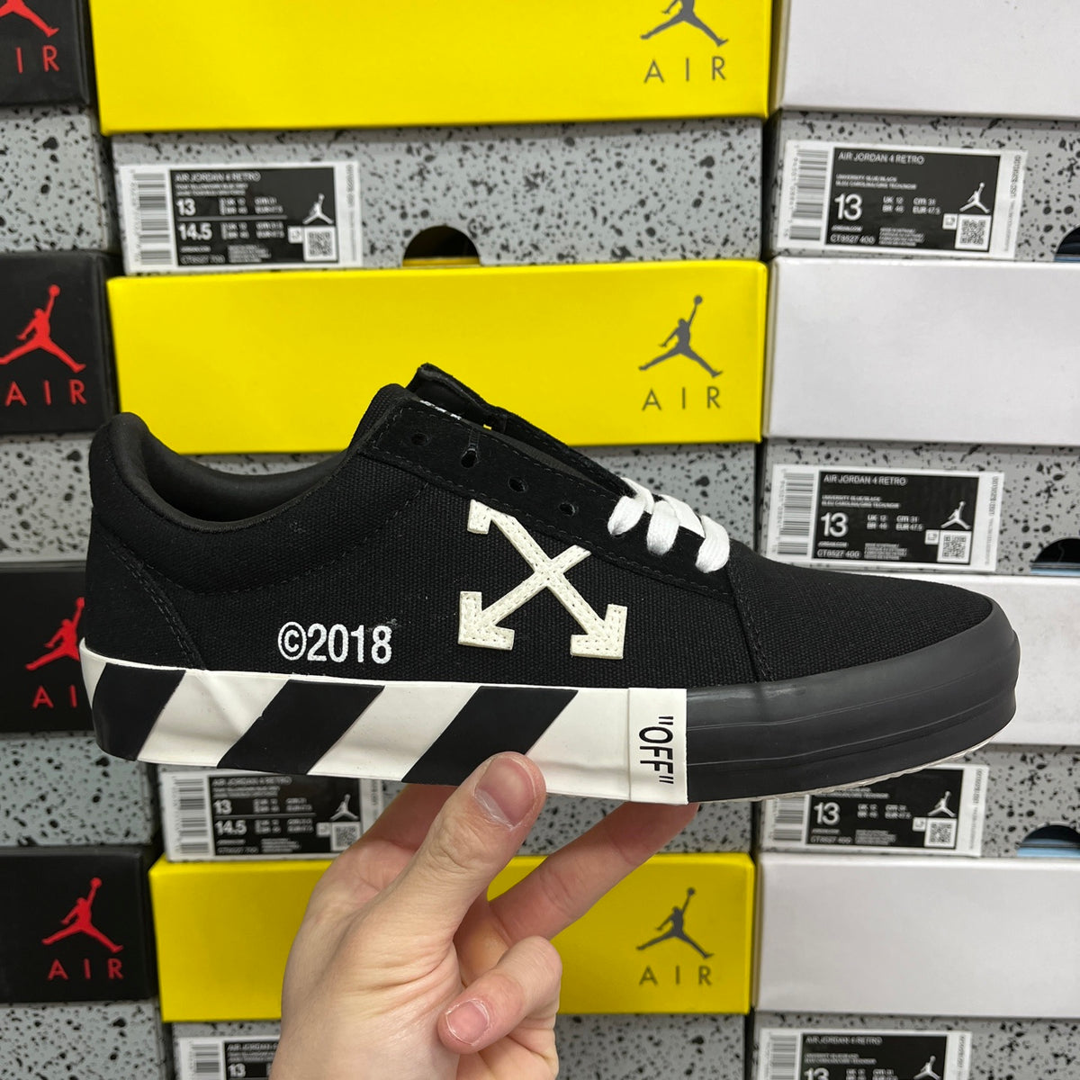 Off-White Vulc Low 'Noir 2018'
