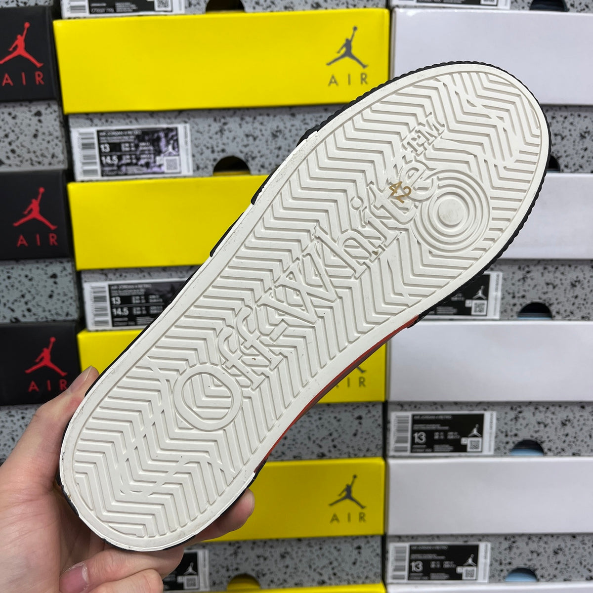 Off-White Vulc Low 'Noir Blanc Vulc'