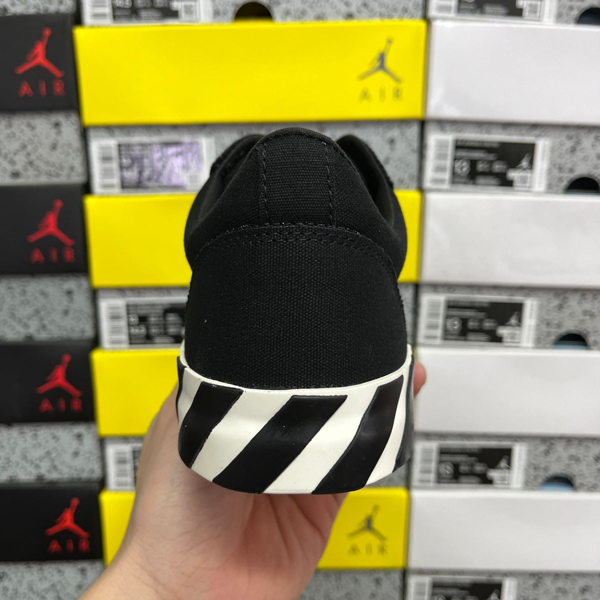 Off-White Vulc Low 'Noir Blanc Vulc'