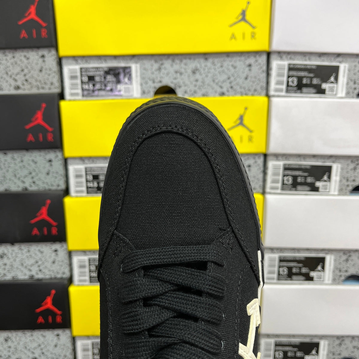 Off-White Vulc Low 'Noir Blanc Vulc'