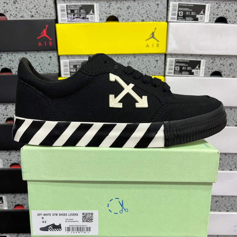 Off-White Vulc Low 'Noir Blanc Vulc'