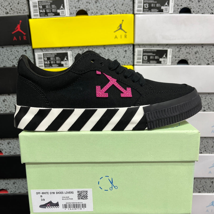 Off-White Vulc Low 'Noir Rose Fuchsia'