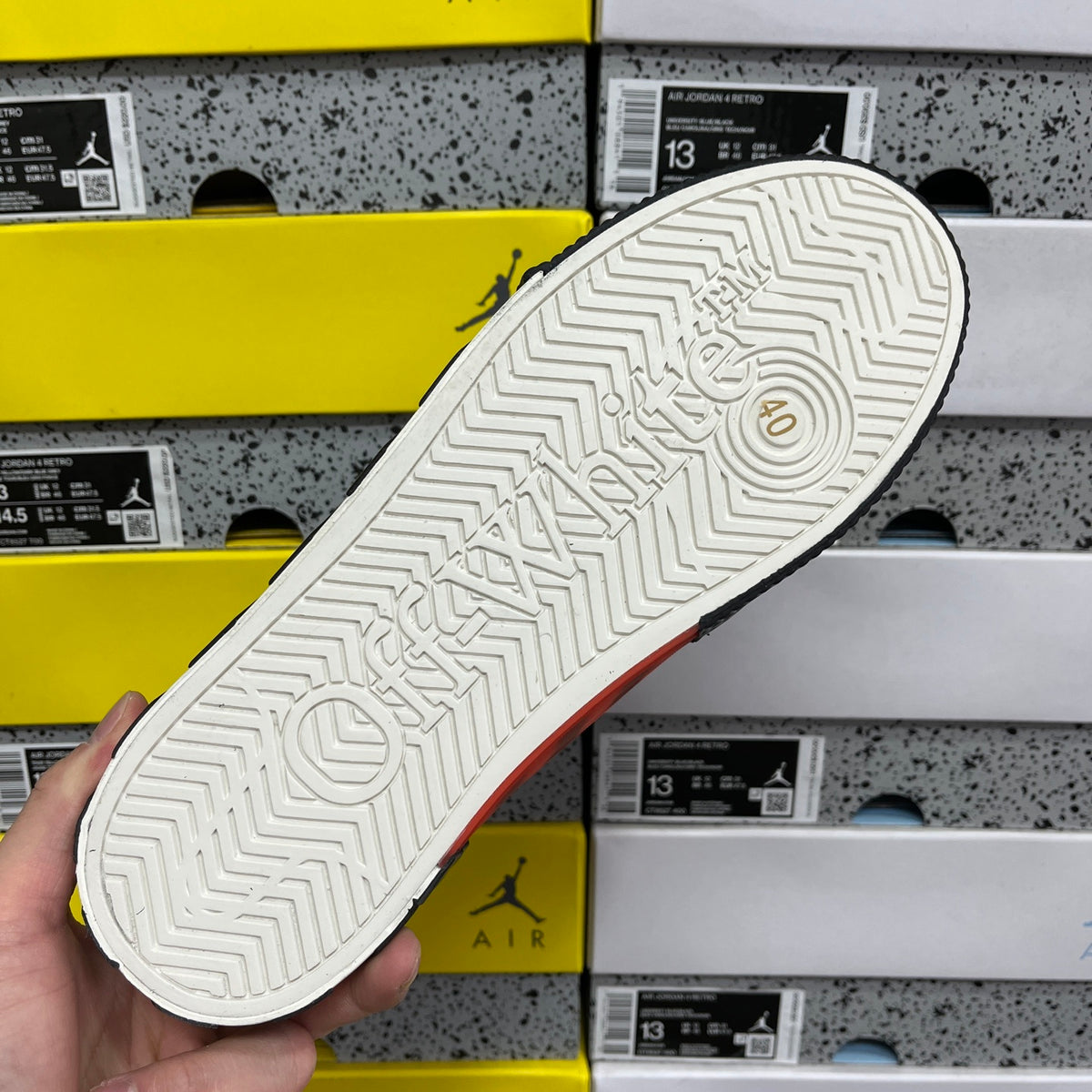 Off-White Vulc Low 'Noir Rose'