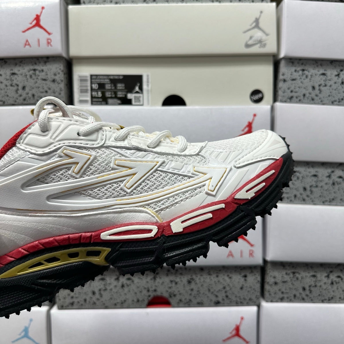 Off-White Be Right Back 'Blanc Rouge Runner'