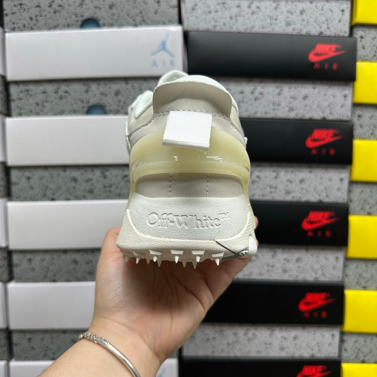 Off-White Be Right Back 'Blanc Crème Total'