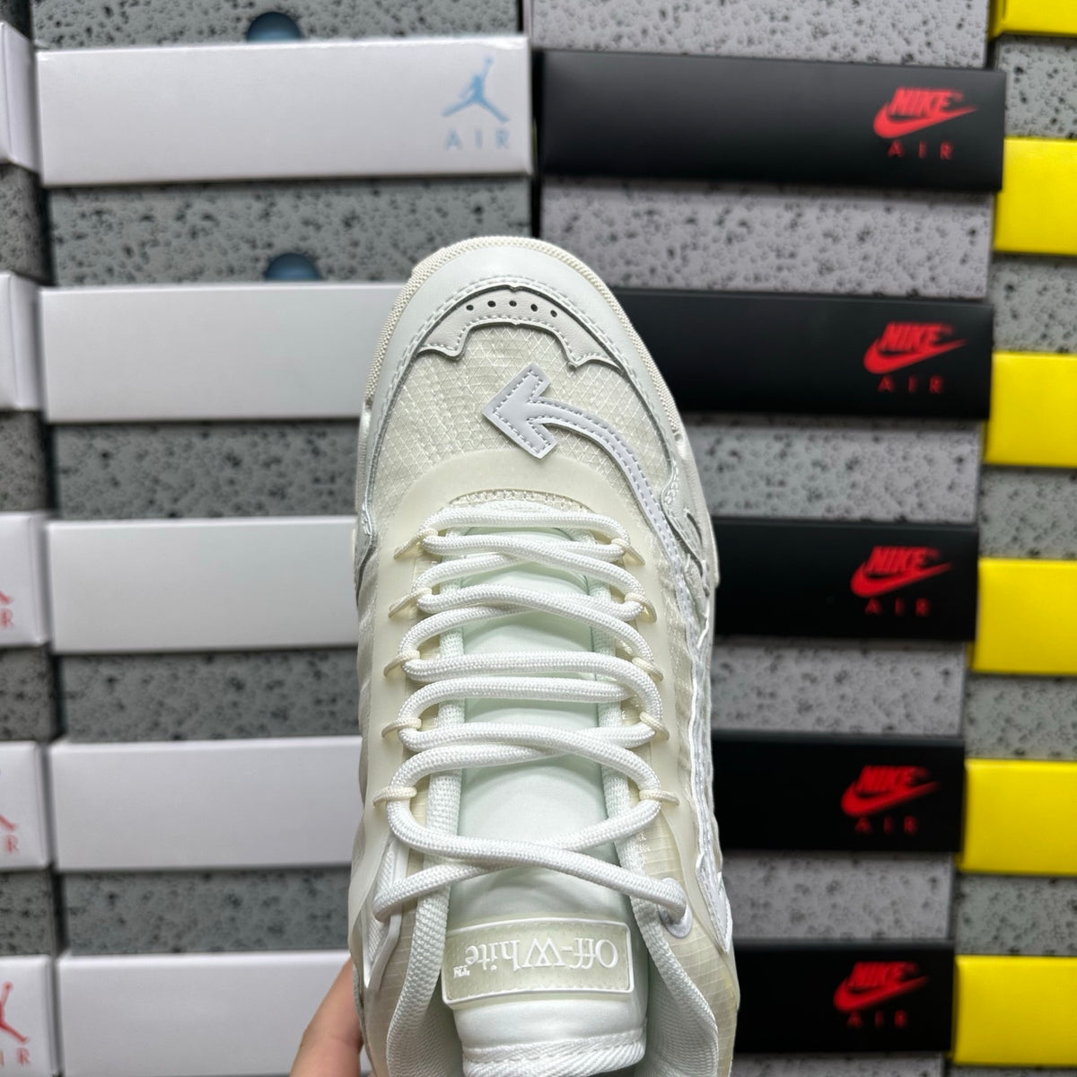 Off-White Be Right Back 'Blanc Crème Total'