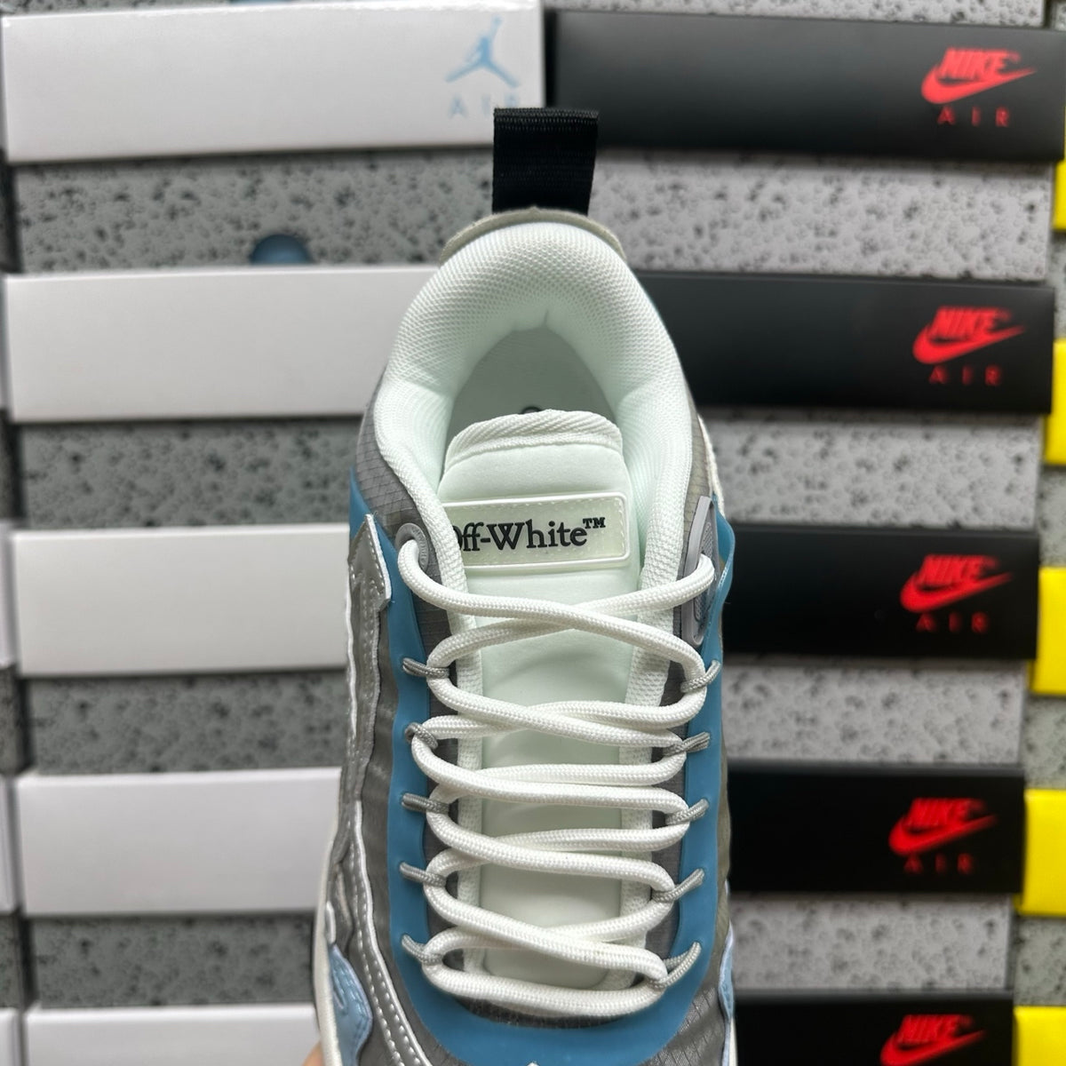 Off-White Odsy-2000 'Bleu Glacier Gris'