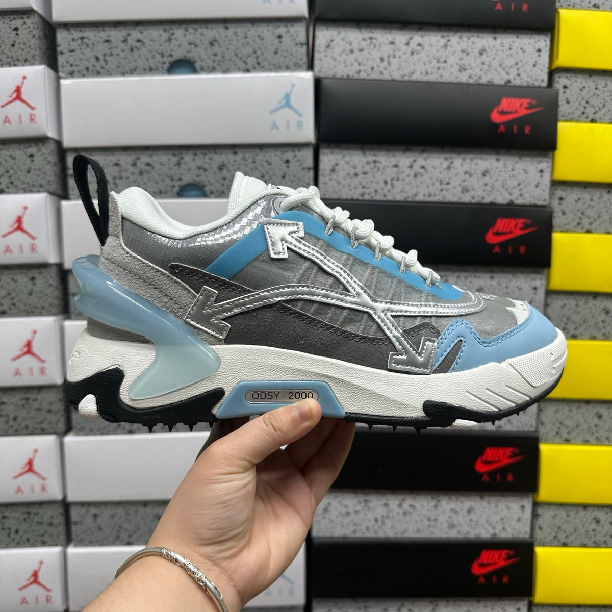Off-White Odsy-2000 'Bleu Glacier Gris'