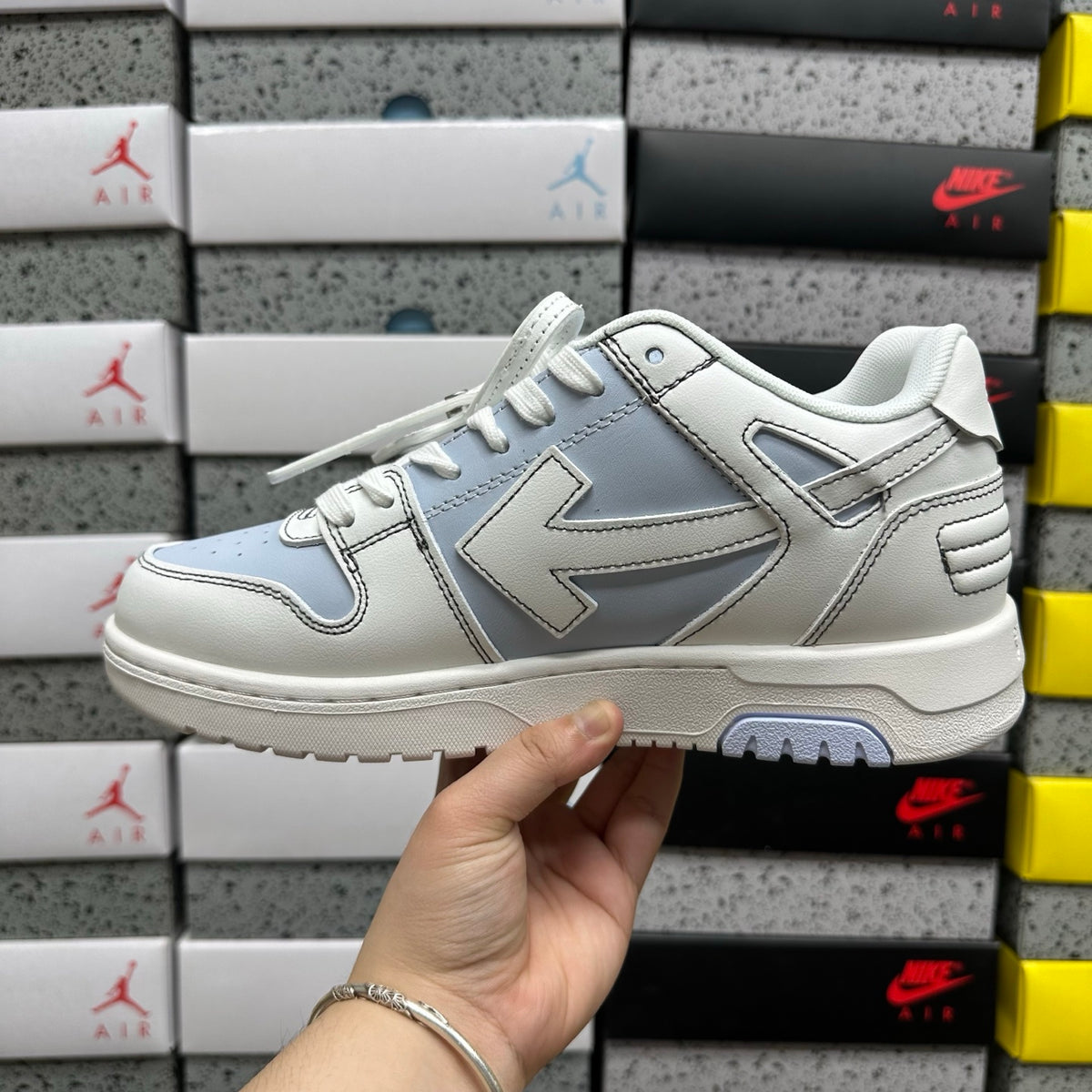 Off-White Out Of Office 'Blanc Bleu Gris Flèche'