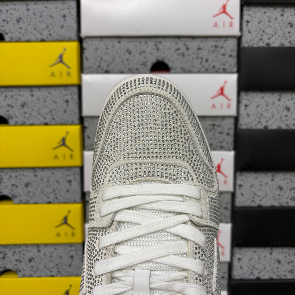 Off-White Out Of Office 'Gris Daim'