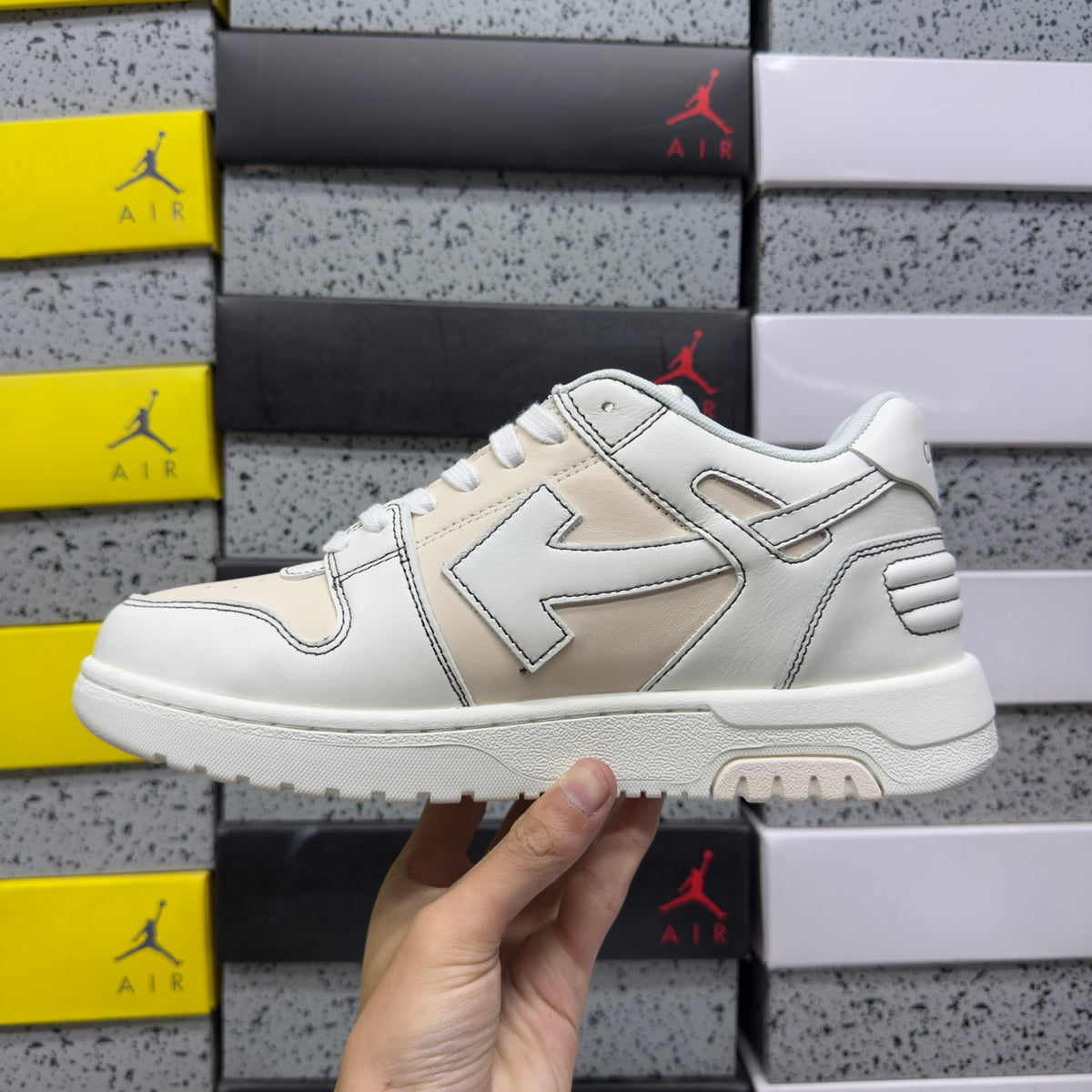 Off-White Out Of Office 'Blanc Beige Gris'
